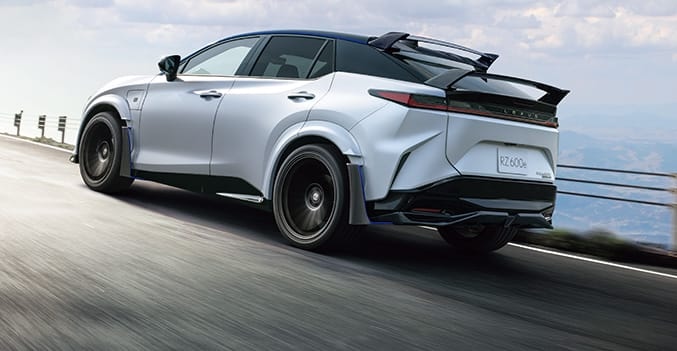 Анонс тест-драйва Новый Lexus RZ F Sport получил виртуальную механику