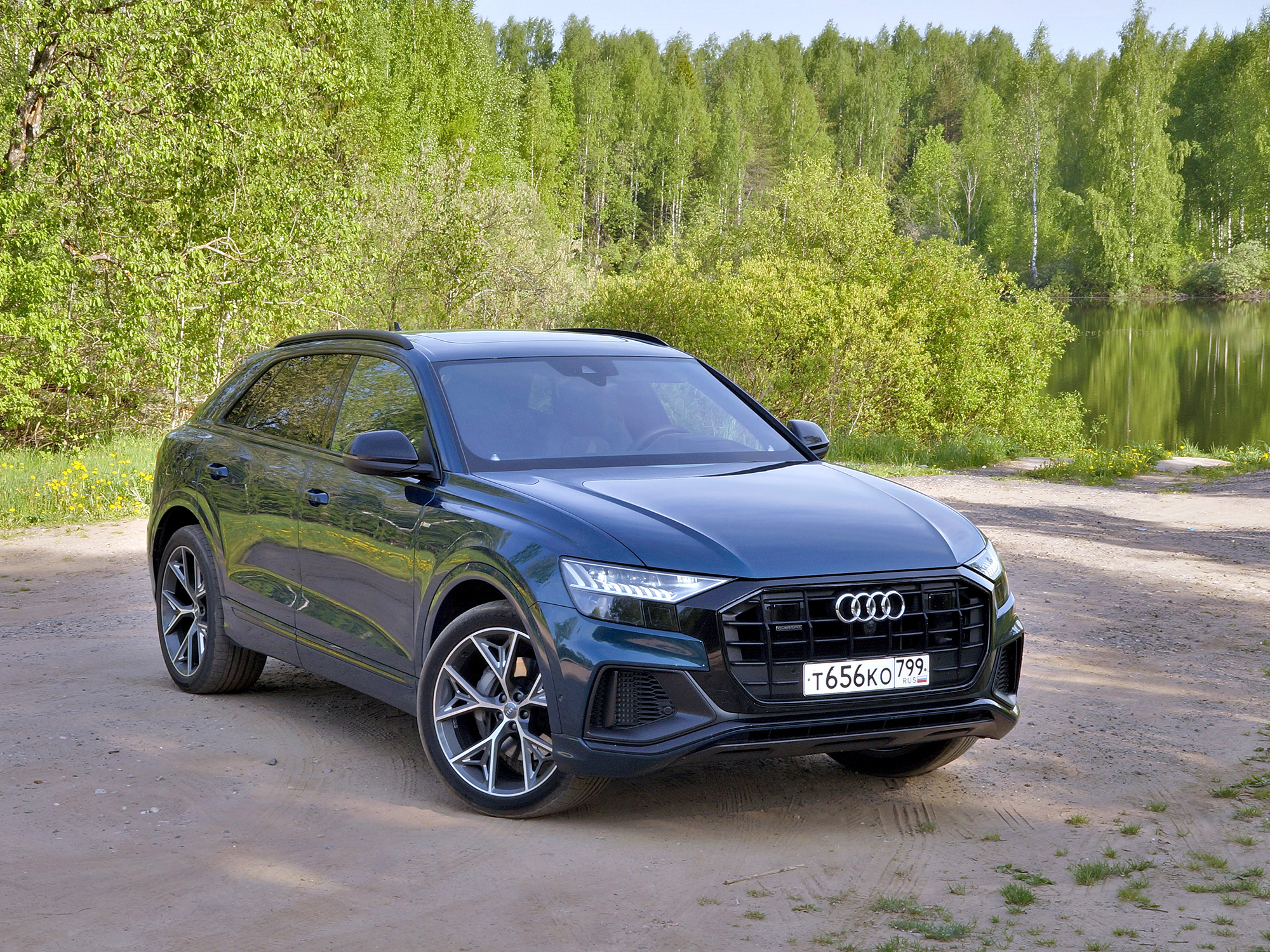 Анонс тест-драйва На какой крючок вас может подцепить Audi Q8