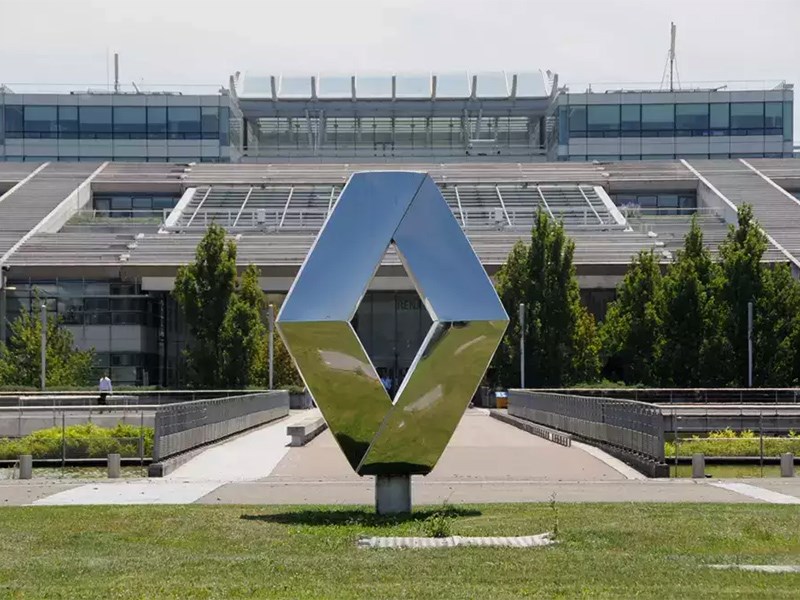 Анонс тест-драйва Renault понесет убытки в 9,5 млрд евро из-за переоценки своей доли в Nissan