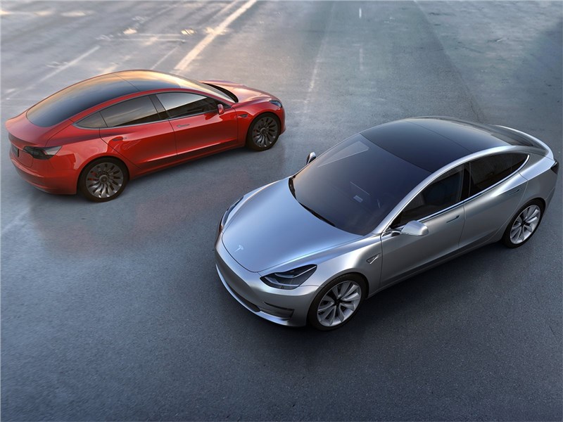 Анонс тест-драйва Tesla отзывает 380 000 электромобилей из-за проблем с рулевым управлением