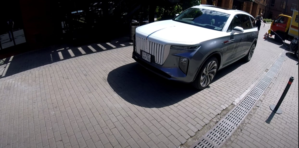 Анонс видео-теста Сел в HONGQI E-HS9 - Вам и не снилось! Красное знамя веет над нами - это тоже FAW