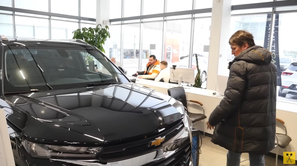 Анонс видео-теста Chevrolet Trail Blazer за 1.8 млн. Остатки официальной поставки