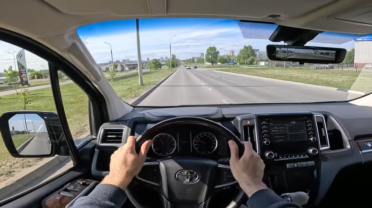 Анонс видео-теста 2022 Toyota Granvia Тест-драйв 