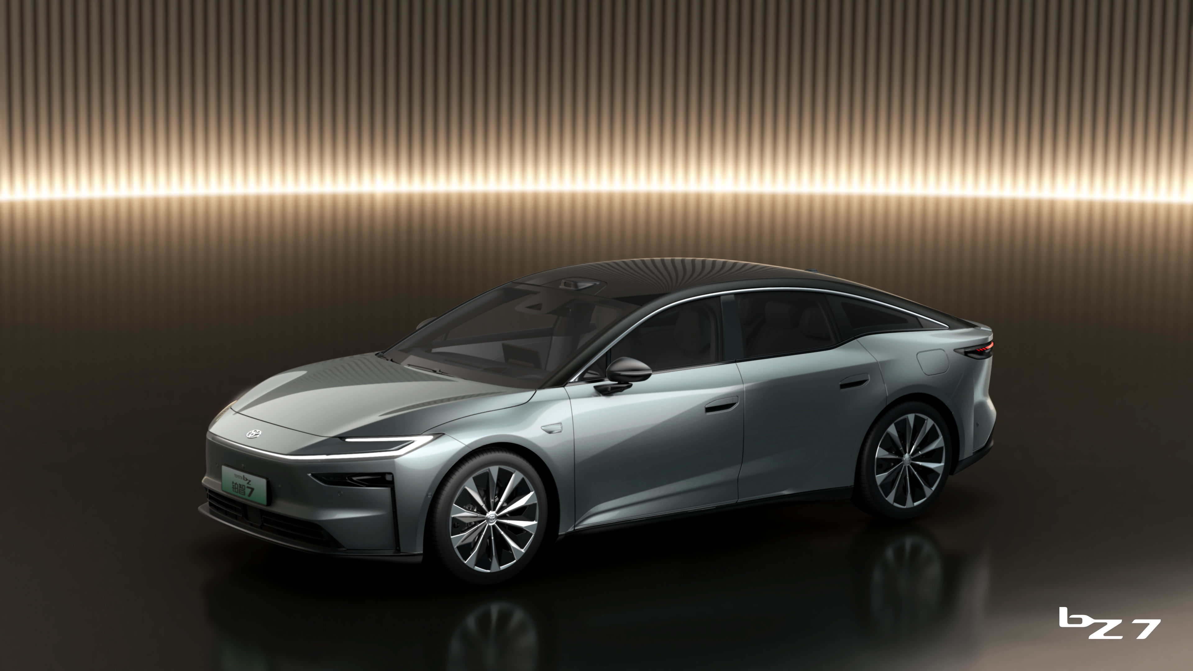 Анонс тест-драйва Toyota представила новый бизнес-седан bZ7