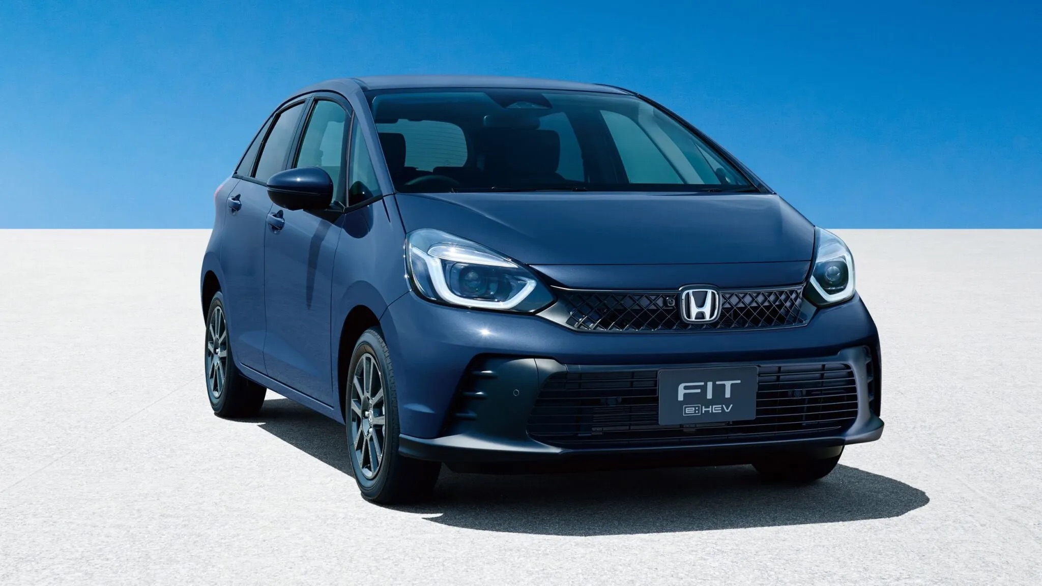 Анонс тест-драйва Honda обновила Fit к 25-летию модели
