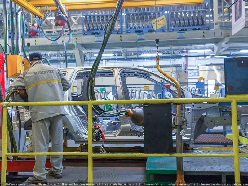 Анонс тест-драйва Geely приобрела более четверти бразильского бизнеса Renault, чтобы выпускать свои электрокары для Южной Америки