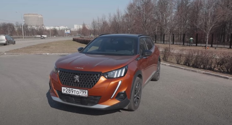 Анонс видео-теста Peugeot 2008. Лев с маленьким сердцем.