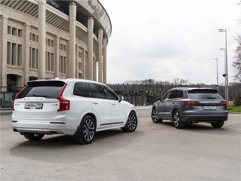 Анонс тест-драйва Volkswagen Touareg и Volvo XC90: СКАНДИНАВСКИЙ БЕСТСЕЛЛЕР ОТБИВАЕТ АТАКИ МОЛОДОГО «ТЕВТОНЦА»