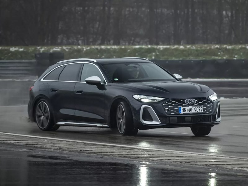 Анонс тест-драйва Audi возвращает кнопки в свои автомобили