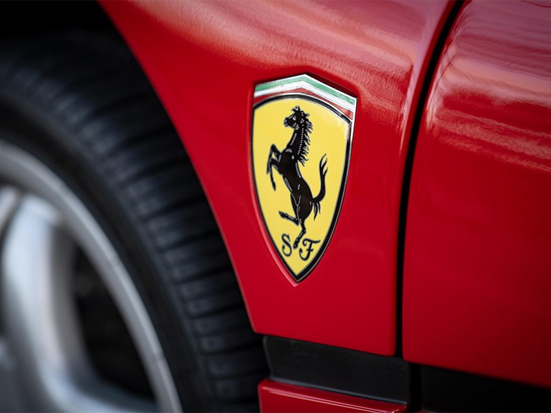 Анонс тест-драйва Ferrari выплатит сотрудникам рекордные бонусы
