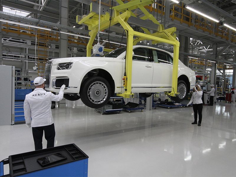 Анонс тест-драйва Aurus запустит новую линейку премиальных автомобилей на бывшем заводе Toyota в Санкт-Петербурге