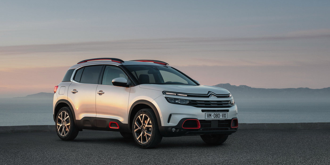 Анонс тест-драйва КРАСОТА ПИШЕМ, ТЕХНОЛОГИИ В УМЕ, ВСЕ ЭТО – CITROEN C5 AIRCROSS 