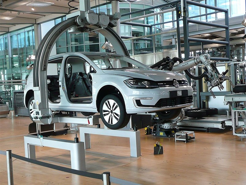 Анонс тест-драйва Volkswagen сворачивает производство на совместном с SAIC заводе в Нанкине