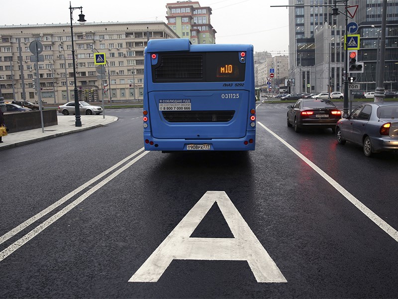Анонс тест-драйва Минтранс готовит новые требования к такси и автобусам
