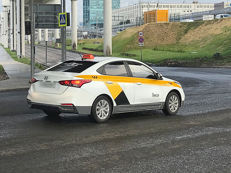 Подкаст «Шашечки» как символ надежного автомобиля