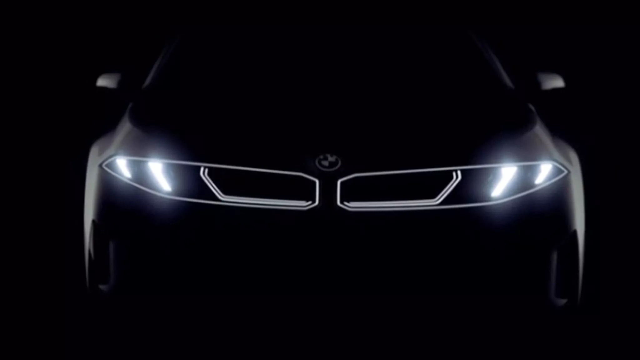 Анонс тест-драйва BMW анонсировал электрический седан i3
