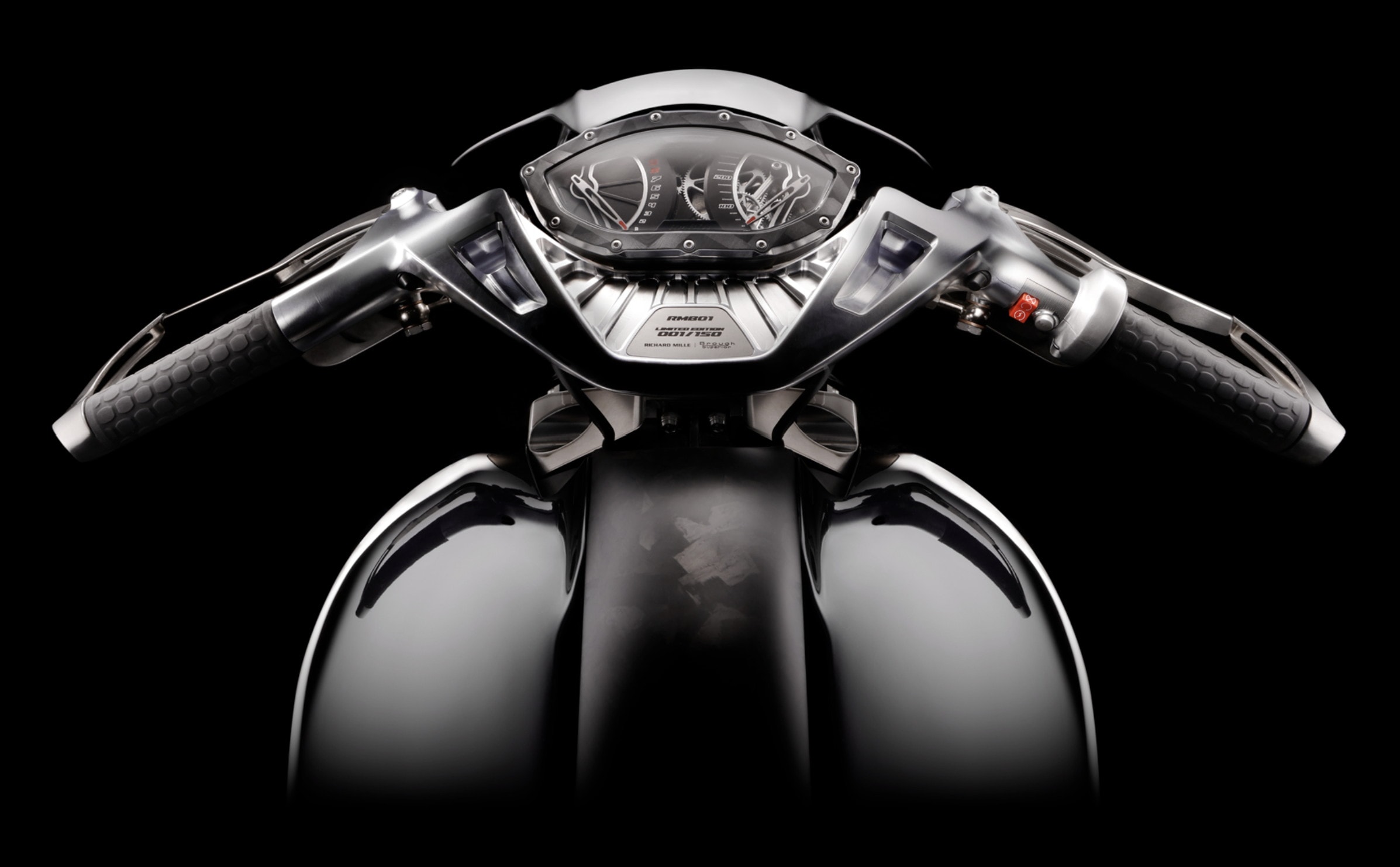 Анонс тест-драйва Brough Superior и Richard Mille представили эксклюзивный мотоцикл RMB 01