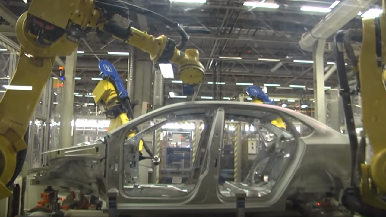 Анонс видео-теста Завод Volkswagen в Калуге. Пошли ВНУТРЬ!