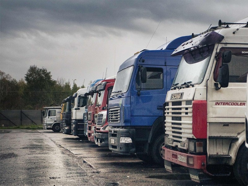 Анонс тест-драйва Россия теряет дальнобойщиков на фоне роста интереса к «легковушкам» и мотоциклам