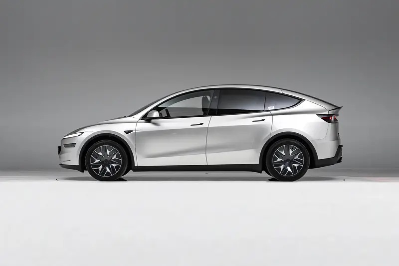 Анонс тест-драйва Tesla выводит на китайский рынок шестиместный Model Y L для китайского рынка