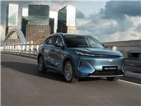 Geely расширит линейку EX5 в России новой гибридной версией EM-R