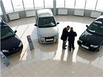 Российский авторынок впервые в году преодолел отметку в 100 000 проданных автомобилей