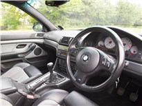 Почти половина всех импортных автомобилей с пробегом в России праворульные