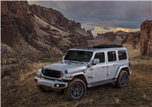 Владельцы Jeep 4xe требуют компенсаций из-за проблемных батарей