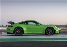 Во Франции водитель решил на практике испытать максимальную скорость Porsche на дорогах общего пользования