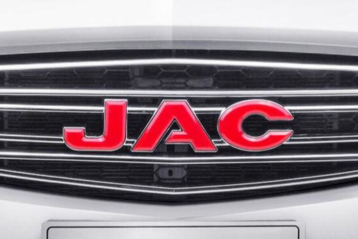 Анонс тест-драйва «Локализованный минивэн JAC будет уже в июне»