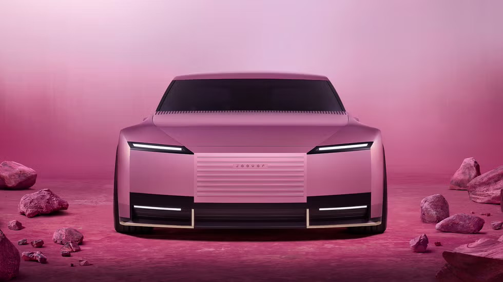 Анонс тест-драйва Jaguar не отступает от курса по электрификации и опровергает слухи о гибридном GT