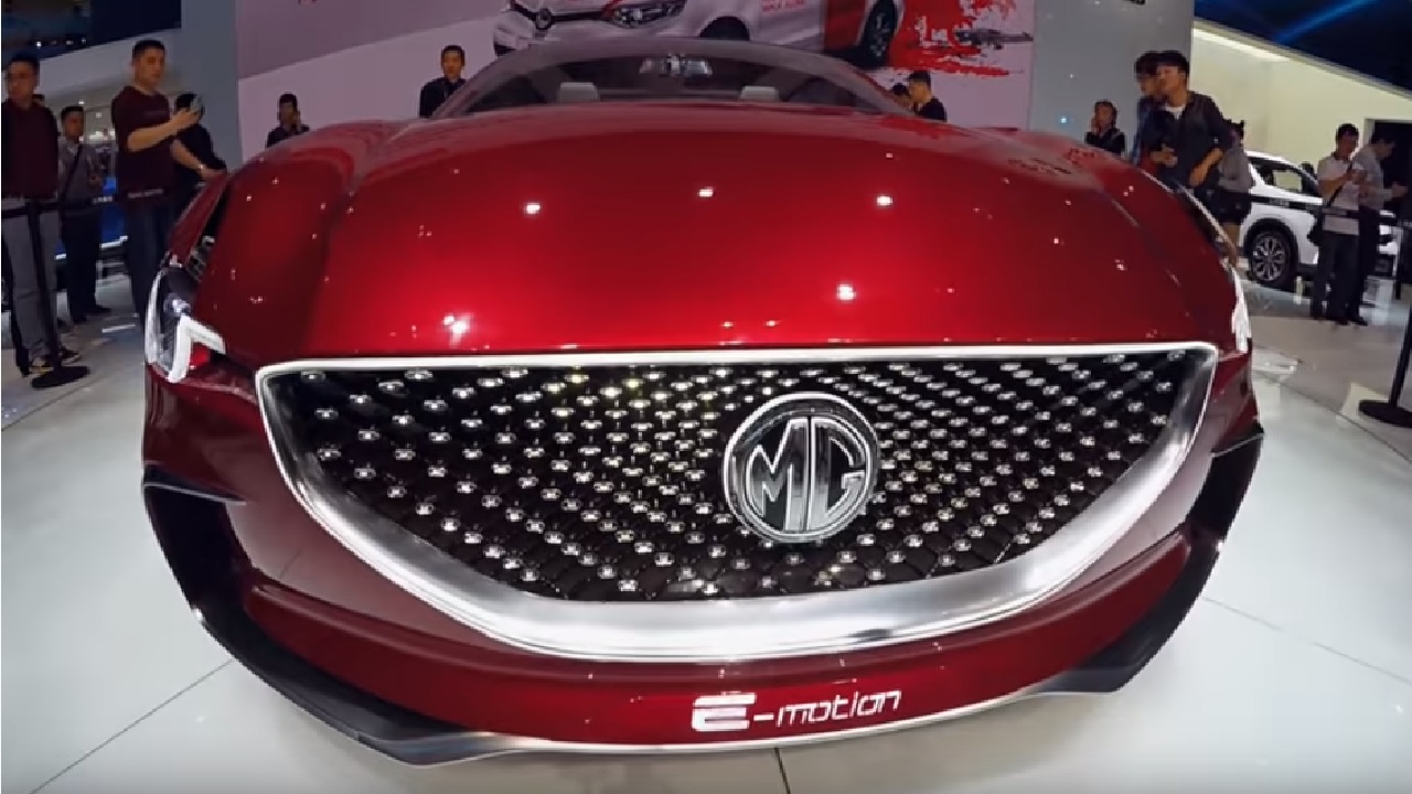 Анонс видео-теста БЕССОВЕСТНЫЙ КИТАЙ! Снаружи Мазда CX5, внутри ТИГУАН! MG ZS Китай #8