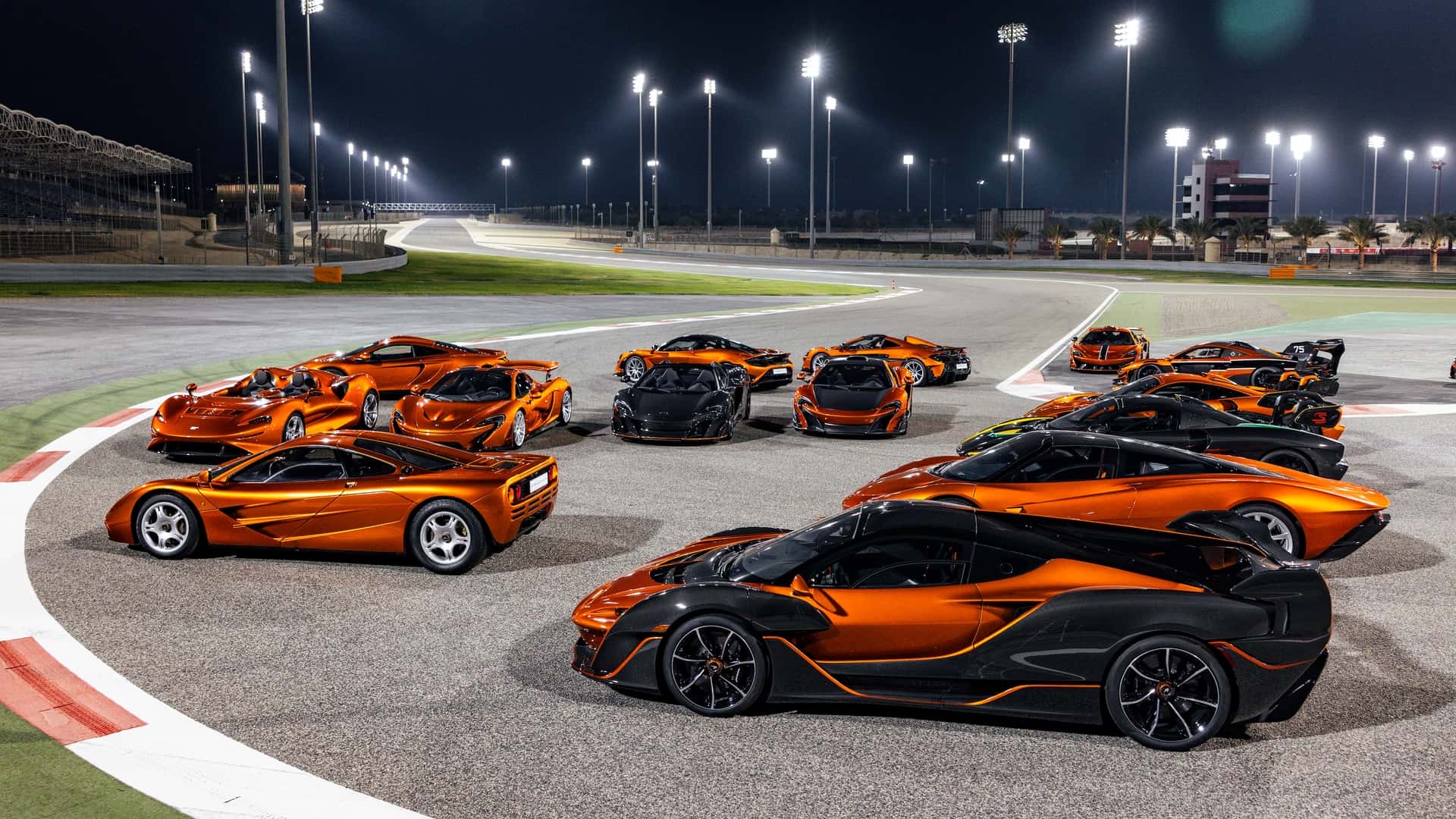 Анонс тест-драйва Уникальная коллекция суперкаров McLaren Мансура Ойеха выставлена на продажу