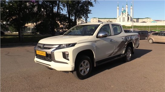 Анонс видео-теста 2022 Mitsubishi L200. Обзор (интерьер, экстерьер, двигатель).