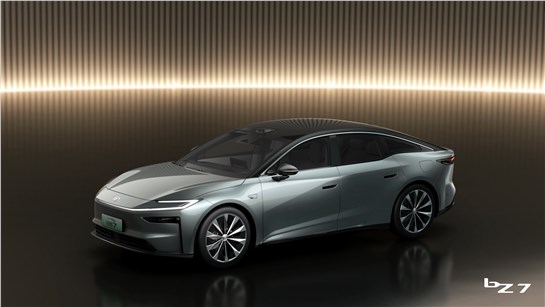 Анонс тест-драйва Toyota представила новый бизнес-седан bZ7