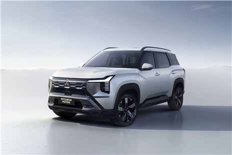 Анонс тест-драйва Mitsubishi представила новый 7-местный кроссовер Destinator