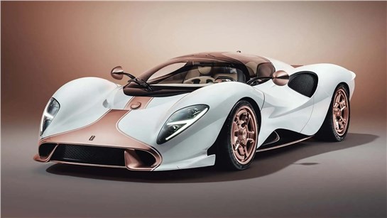 Анонс тест-драйва De Tomaso наконец представил серийную версию суперкара P72 