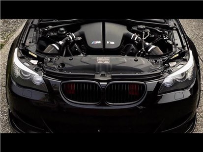 Анонс видео-теста Меня унизила старая BMW M5 е60. Атмо v10