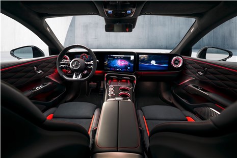 Анонс тест-драйва Mercedes-AMG показал футуристичный салон электрического GT