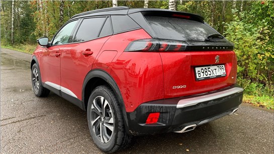 Анонс видео-теста Взял Пежо 2008 GT - 150 сил, 8 передач по трассе. Peugeot 2008 2021