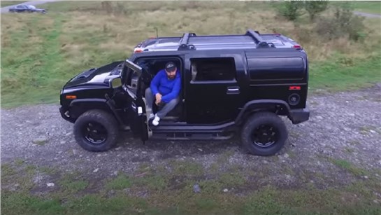 Анонс видео-теста HUMMER H2 - переехал ТАЗ и не заметил.