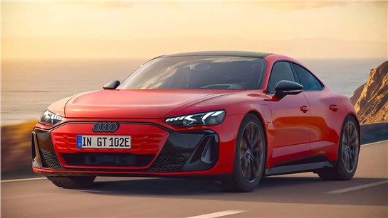 Анонс тест-драйва Audi представила базовую версию обновленного электроседана E-Tron GT