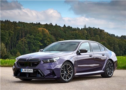 Анонс тест-драйва BMW неожиданно вернул себе лидерство в российском премиум-сегменте