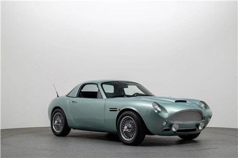 Анонс тест-драйва Американцы превратили Mazda MX-5 в Aston Martin
