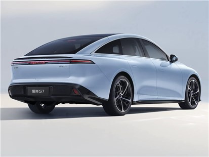 Анонс тест-драйва Лифтбек Forthing S7 от Dongfeng столкнулся с проблемой сертификации в России