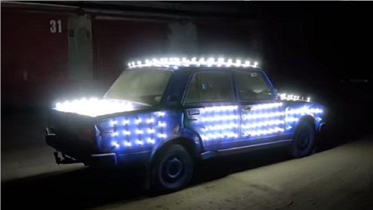 Анонс видео-теста 300 led ламп на кузов - огромная машина - фара