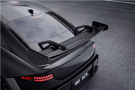 Анонс тест-драйва Hyundai показала карбоновый пакет доработок для Ioniq 6 N