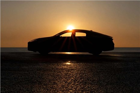 Анонс тест-драйва Lexus готовит к дебюту новый седан ES