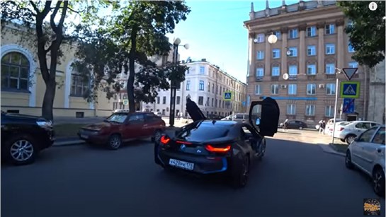 Анонс видео-теста BMW i8 тест-драйв. Кто и зачем это покупает? Лиса рулит. Елена Лисовская