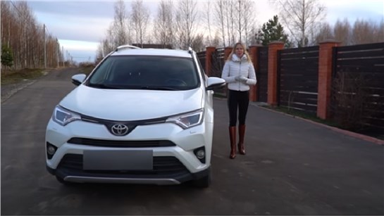 Анонс видео-теста Toyota RAV4. Надежна, как Крузак. Реакция Лены Катиной из Тату на мою Tesla. 